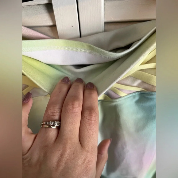 Fabletics Boost Powerhold Highwaisted Plus Size 7/8 Leggings - Picture 5 of 7